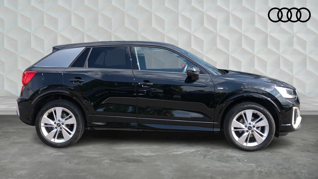 Audi Q2 1.0 Tfsi 30 S Line Euro 6 5-Door VK75OBY Black #4