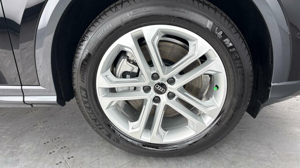 Audi Q5 2.0 Tdi Sport S Tronic Quattro Euro 6 5-Door Black #4
