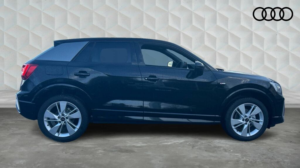 Audi Q2 1.0 Tfsi 30 S Line Euro 6 5-Door WP75UYR Black #4