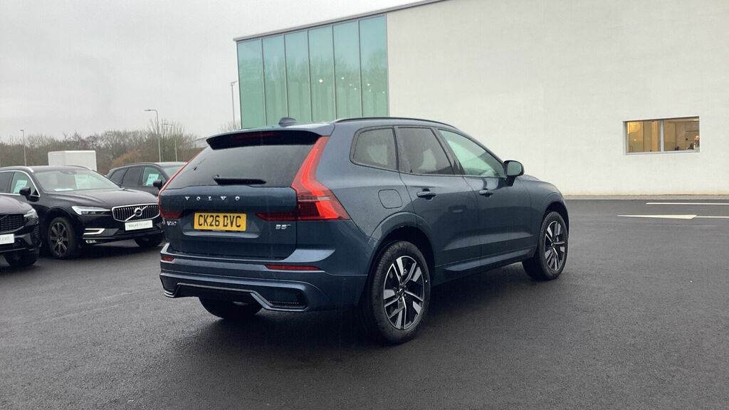 Volvo XC60 2.0 B5 Mhev Plus Pro Euro 6 5-Door CK26DVC Blue #2