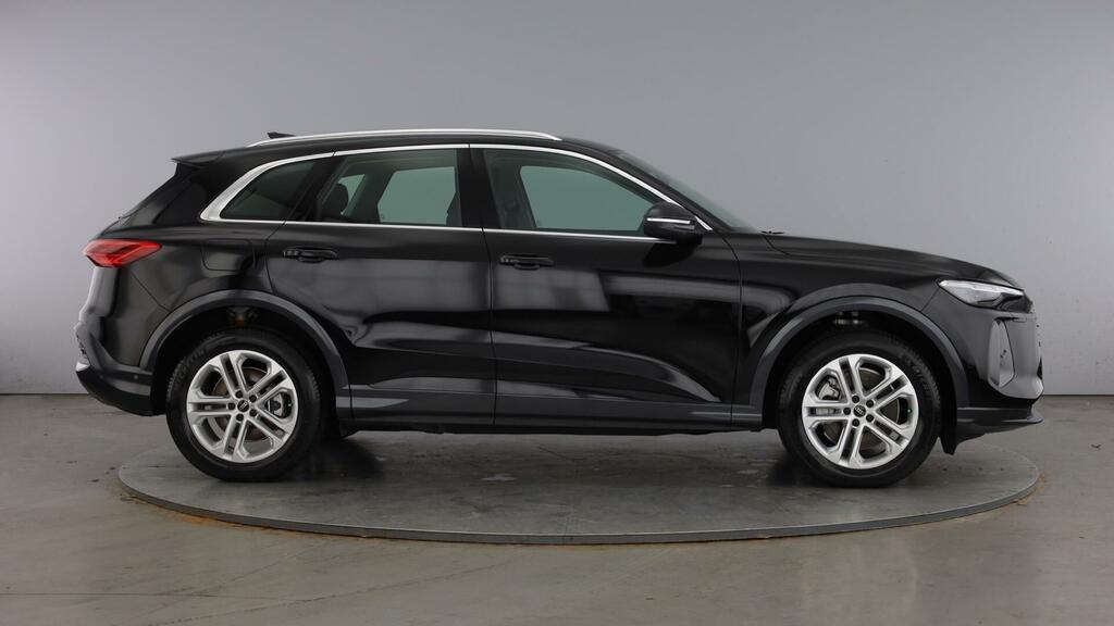 Audi Q5 2.0 Tdi Sport S Tronic Quattro Euro 6 5-Door Black #3