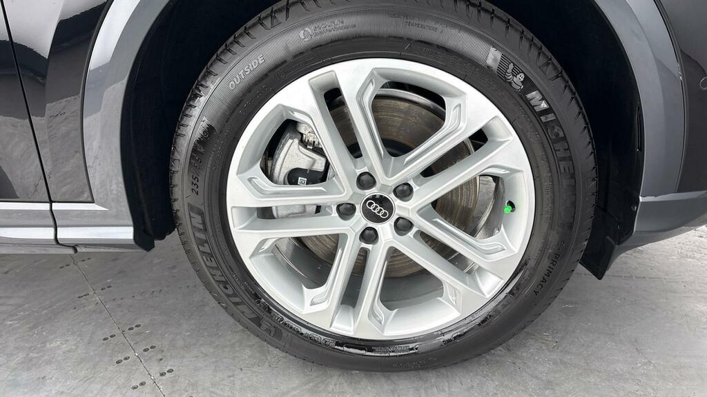 Audi Q5 2.0 Tdi Sport S Tronic Quattro Euro 6 5-Door Black #4