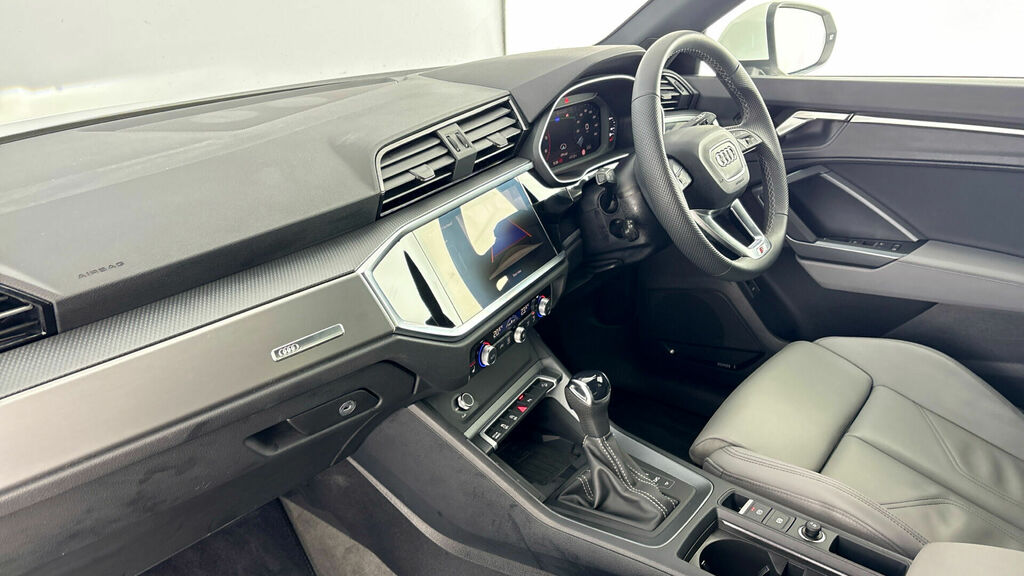 Audi Q3 2.0 Tdi 35 S Line S Tronic Euro 6 5-Door CK75LSY White #2