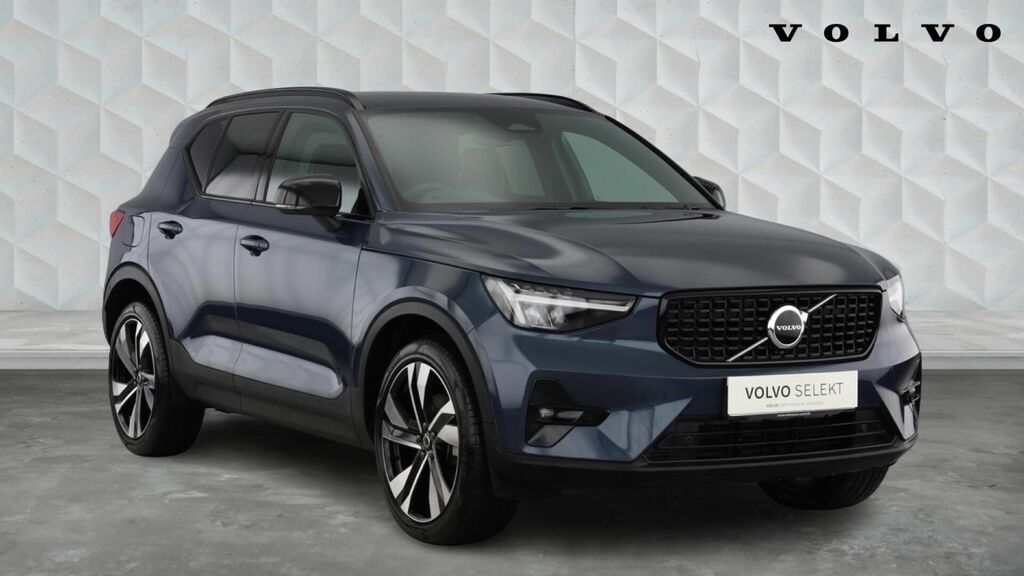 Volvo XC40 2.0 B3 Mhev Plus Dark Dct Euro 6 5-Door Blue