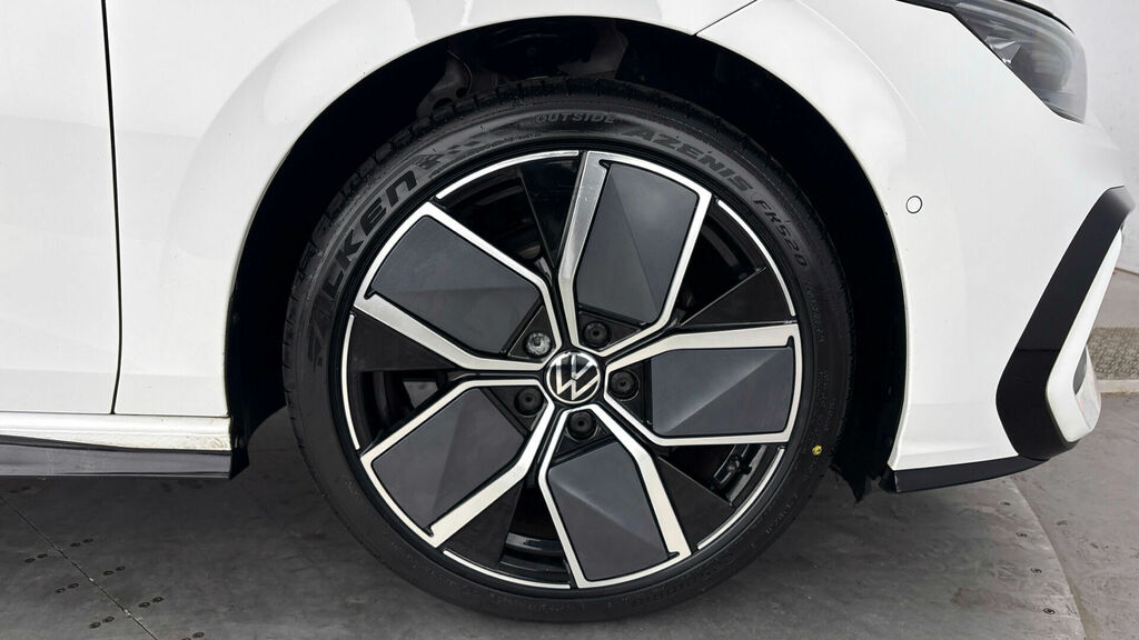 Volkswagen Golf Tsi Black Edition Euro 6 5-Door CP74KZX White #5