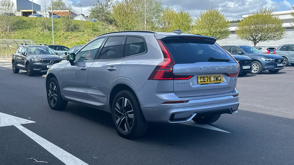 Volvo XC60 2.0 B5 Mhev Plus Pro Euro 6 5-Door CE75XWO Silver #3