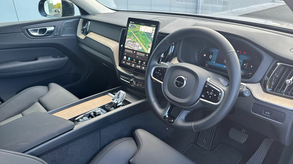 Volvo XC60 2.0 B5 Mhev Plus Pro Euro 6 5-Door CE75XWO Silver #6