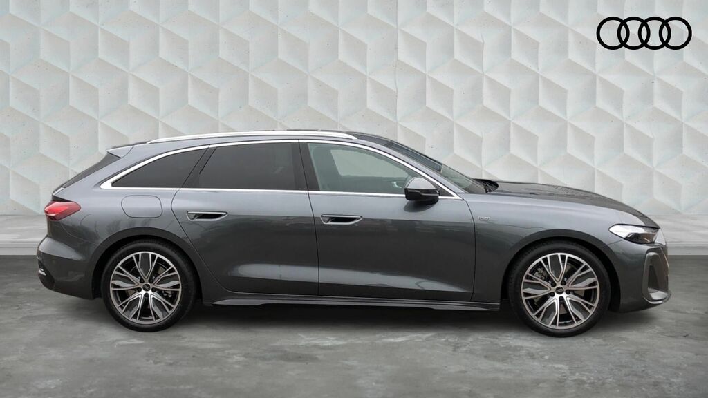 Audi A5 Avant 2.0 E-hybrid5.9kwh S Line S Tronic Quattro E VK75UCZ Grey #4