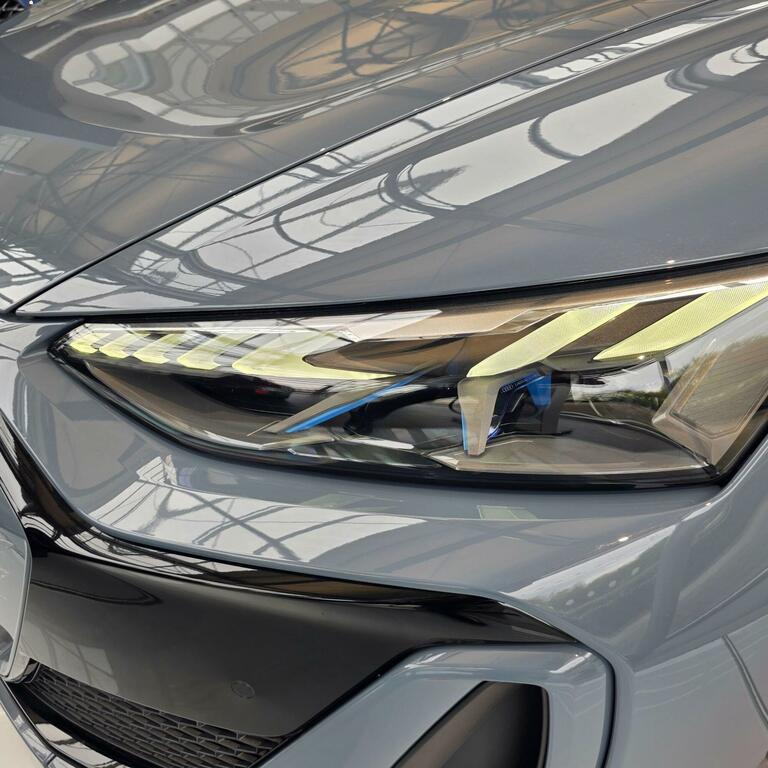 Audi E Tron GT 105Kwh Quattro 4-Door Grey #5