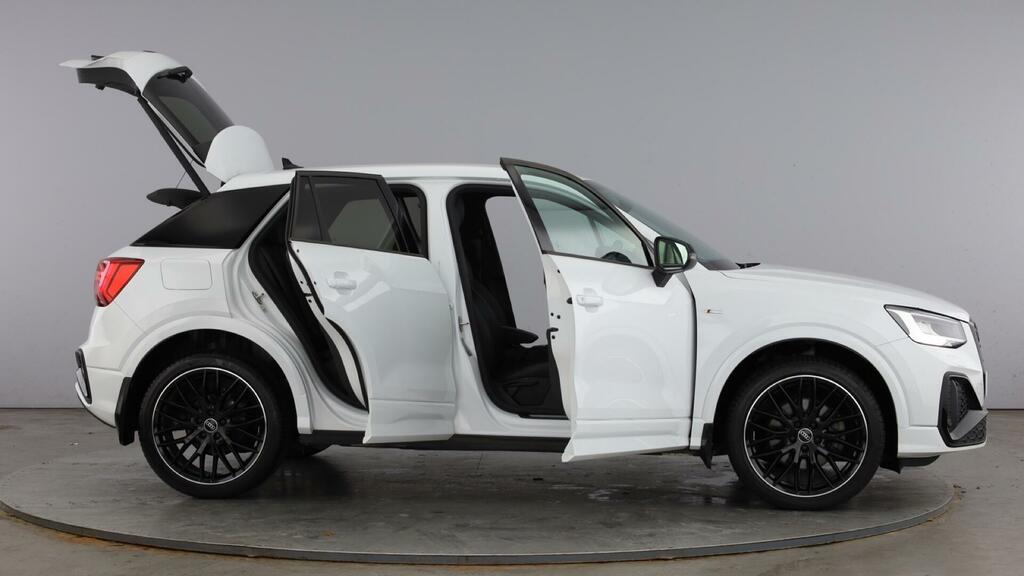 Audi Q2 1.0 Tfsi 30 Black Edition Euro 6 5-Door White #6