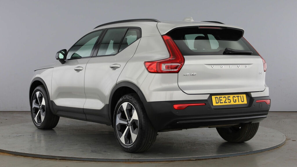 Volvo XC40 2.0 B4 Mhev Plus Dark Dct Euro 6 5-Door DE25GTU Silver #3