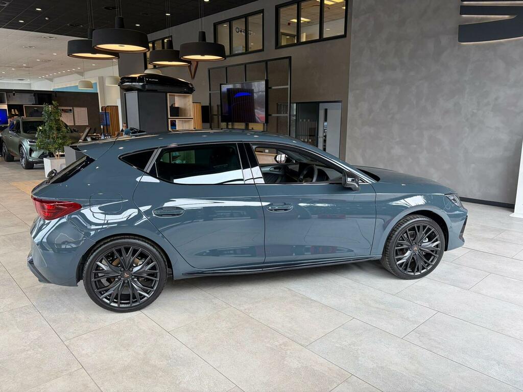 Cupra Leon Ehybrid 25.8Kwh Shadow Edition Dsg Euro 6 5-Door Blue #3