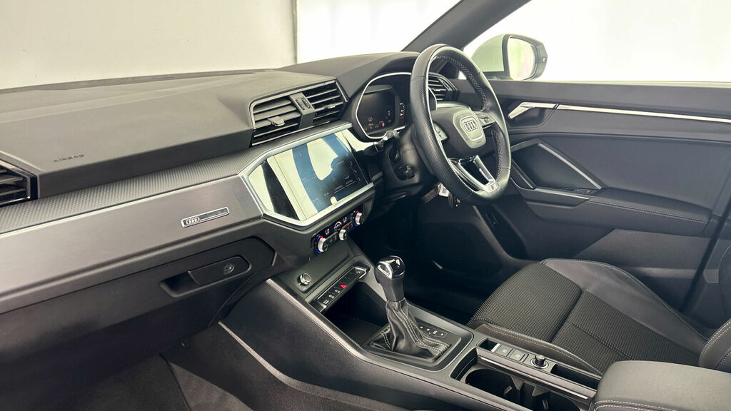 Audi Q3 Tfsi Cod 35 S Line S Tronic Euro 6 5-Door WO71FUT White #2