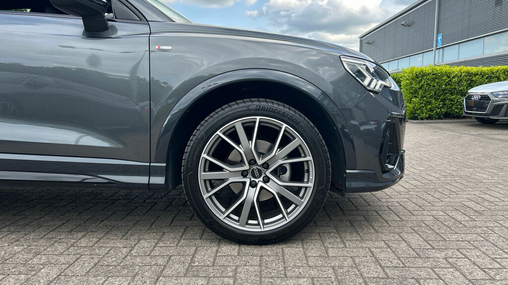 Audi Q3 Tfsi Cod 35 Black Edition S Tronic Euro 6 5-Door DF25CBO Grey #5