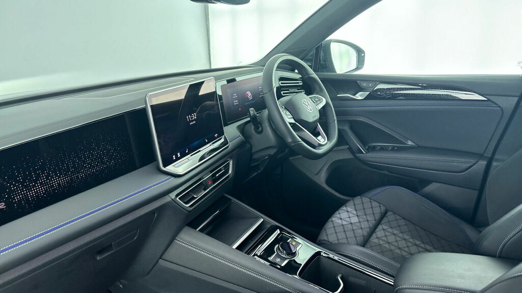 Volkswagen Tiguan Etsi Mhev R-line Dsg Euro 6 5-Door CK75TMZ Grey #2