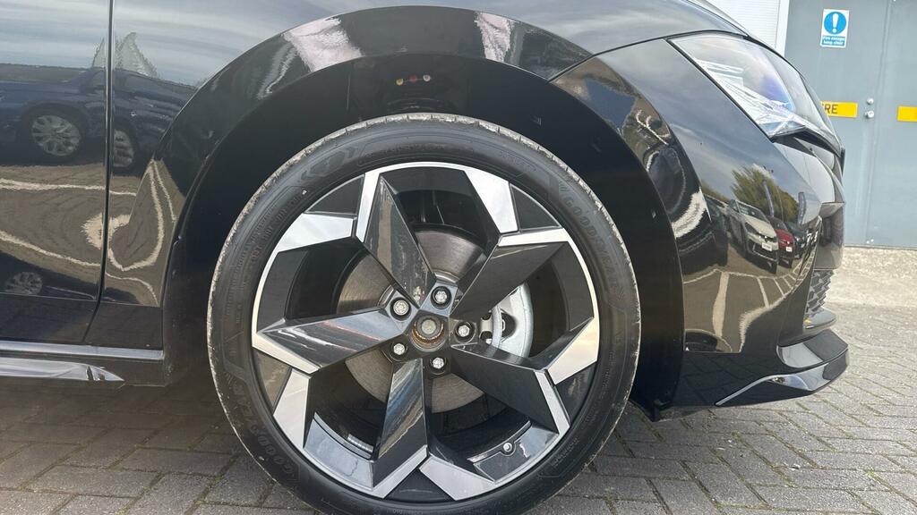 Skoda Superb 2.0 Tdi Sportline Dsg Euro 6 5-Door Black #4