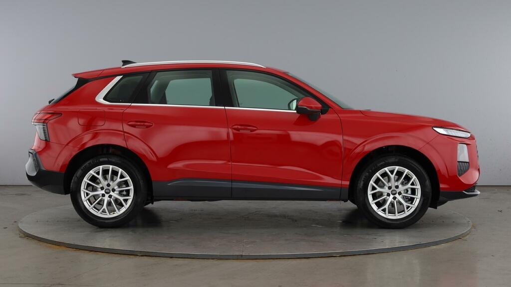 Audi Q3 Tfsi Sport S Tronic Euro 6 5-Door Red #2