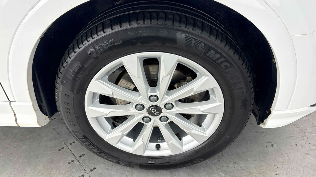 Audi Q3 Tfsi Cod 35 Sport S Tronic Euro 6 5-Door WR22HXV White #5