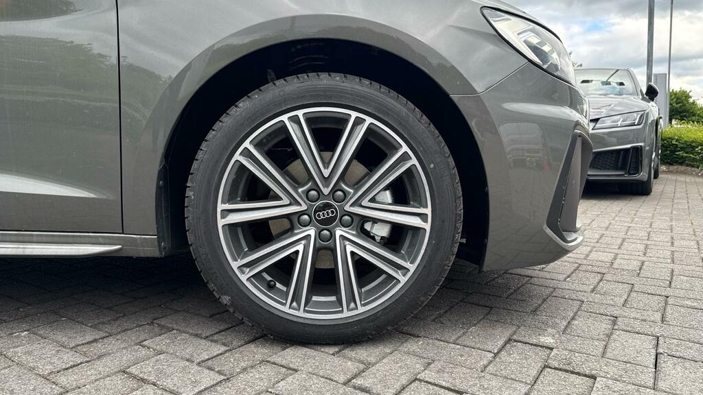 Audi A1 1.0 Tfsi 30 S Line Sportback S Tronic Euro 6 5-Doo Grey #4