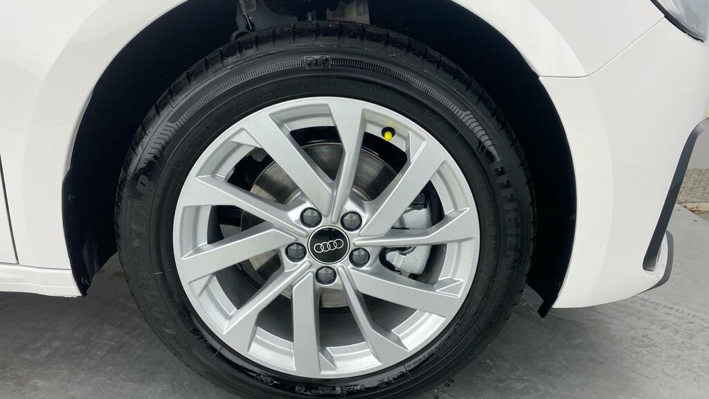 Audi A1 1.0 Tfsi 25 Sport Sportback Euro 6 5-Door White #4