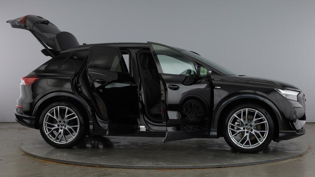Audi Q4 E Tron 45 Black Edition 5-Door 82Kwh Black #6