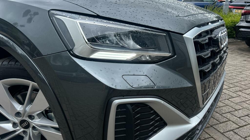 Audi Q2 Tfsi Cod 35 S Line S Tronic Euro 6 5-Door Grey #5