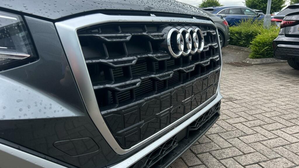 Audi Q2 Tfsi Cod 35 S Line S Tronic Euro 6 5-Door Grey #6