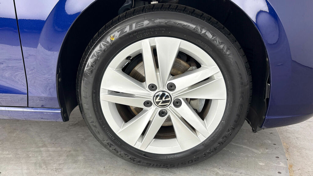 Volkswagen Golf Tsi Life Euro 6 5-Door WP73SZR Blue #5