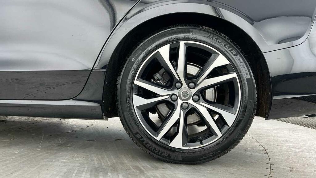 Volvo V60 2.0 B4 Mhev R-design Dct Euro 6 5-Door Black #4