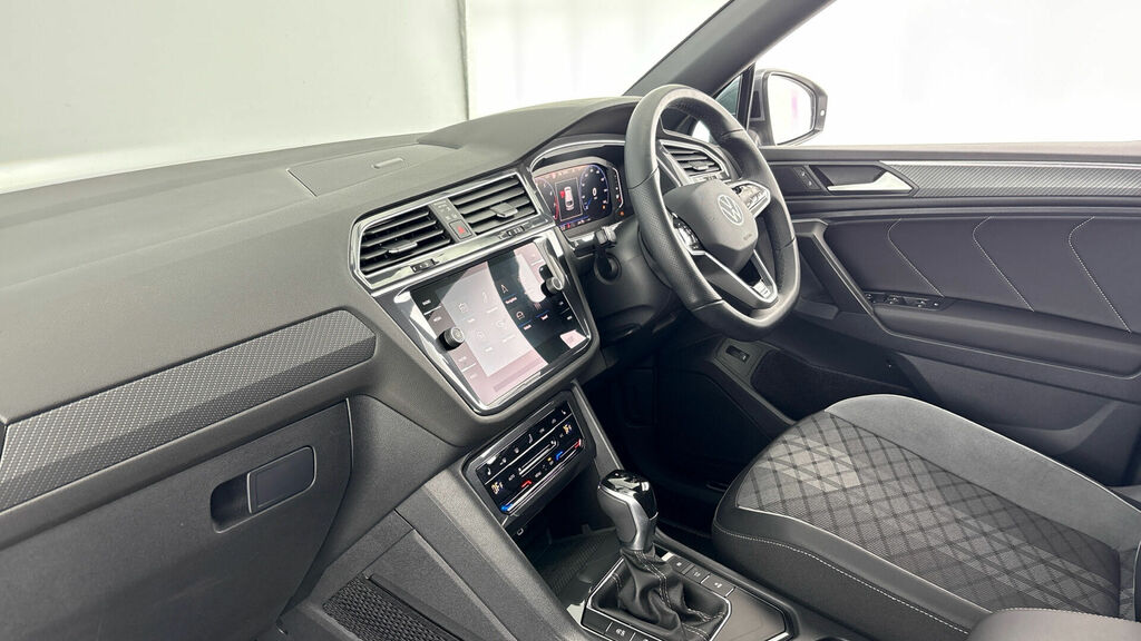 Volkswagen Tiguan Allspace Tsi R-line Dsg Euro 6 5-Door Grey #2