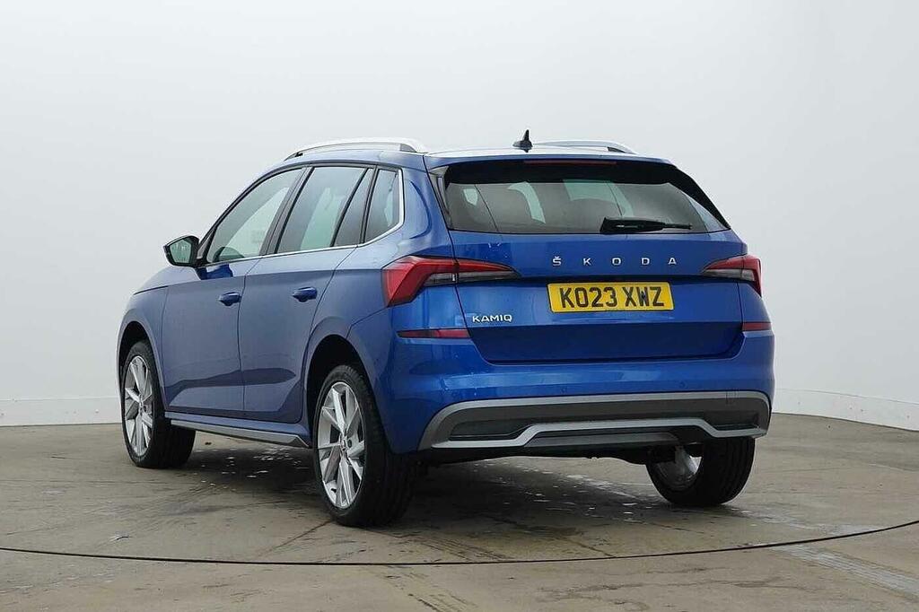 Skoda Kamiq Tsi Act Se L Executive Dsg Euro 6 5-Door KO23XWZ Blue #2