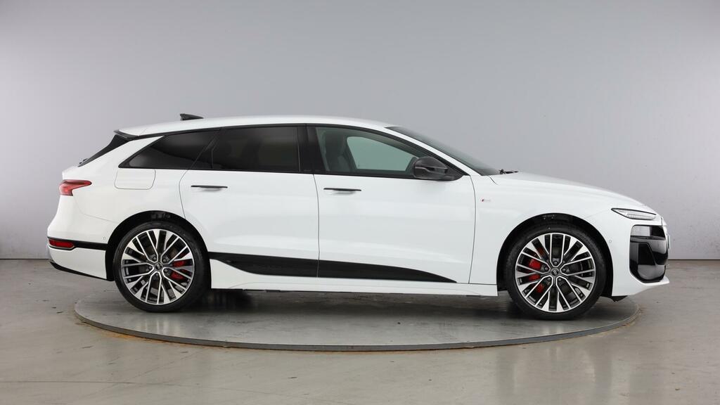 Audi A6 E-tron Avant 100Kwh Performance Edition 1 5-Door White #3