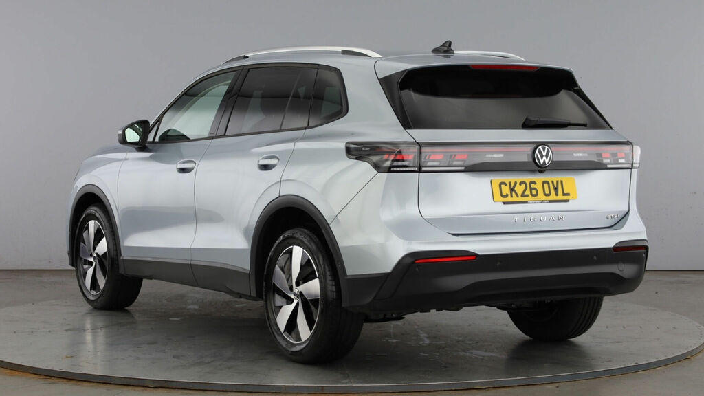 Volkswagen Tiguan Etsi Mhev Match Dsg Euro 6 5-Door CK26OVL Silver #3