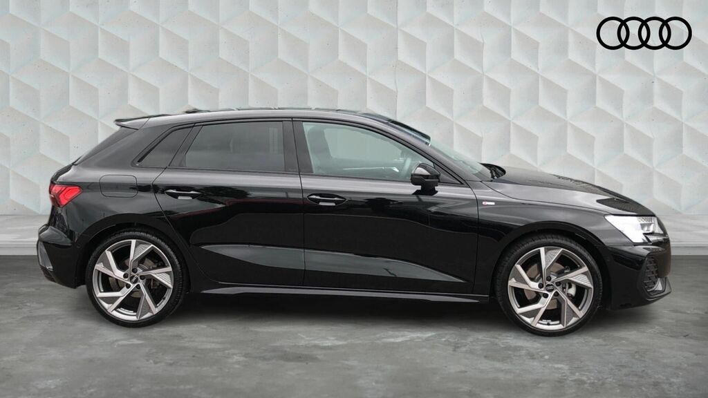 Audi A3 Tfsi Black Edition Sportback S Tronic Euro 6 5-Doo VK75JXX Black #4