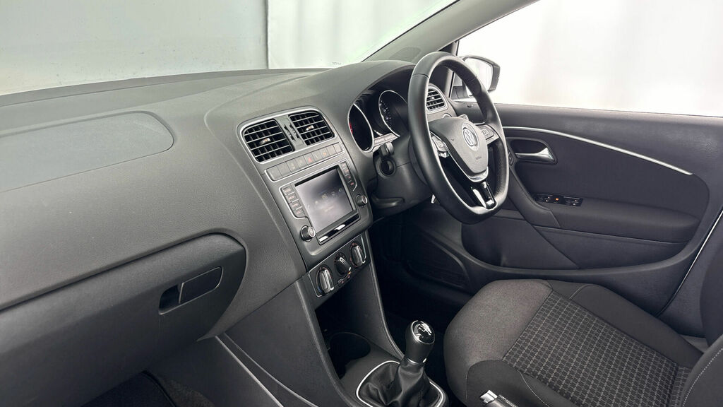 Volkswagen Polo Tsi Bluemotion Tech Match Edition Euro 6 5-Door Silver #2