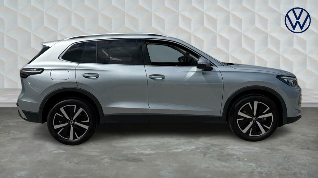 Volkswagen Tiguan 2.0 Tdi Elegance Dsg Euro 6 5-Door Silver #3