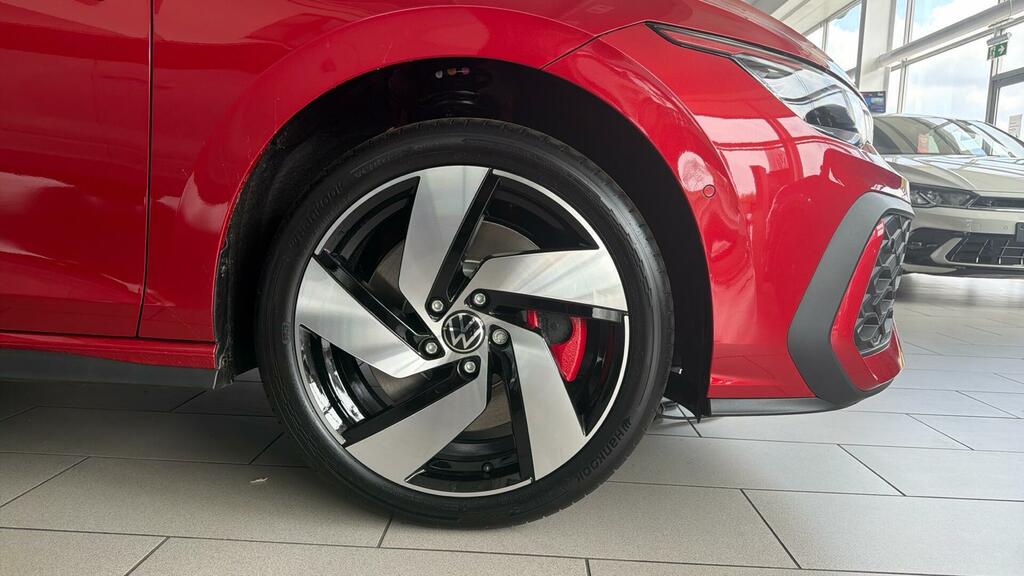 Volkswagen Golf 2.0 Tsi Gti Dsg Euro 6 5-Door Red #4