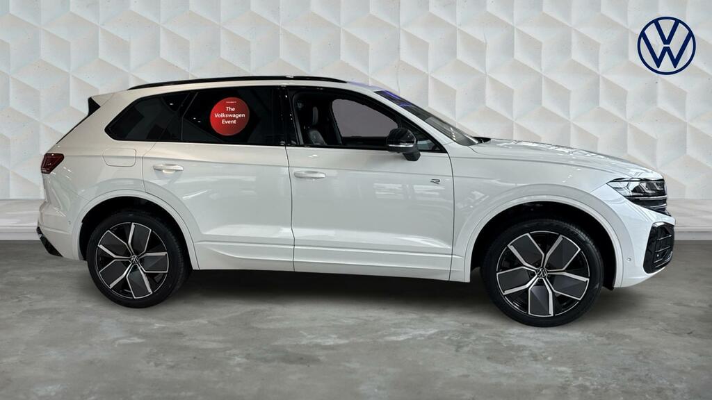 Volkswagen Touareg Final Edition 3.0 Tdi 4Motion 286 Ps 8-Speed Tiptr White #3