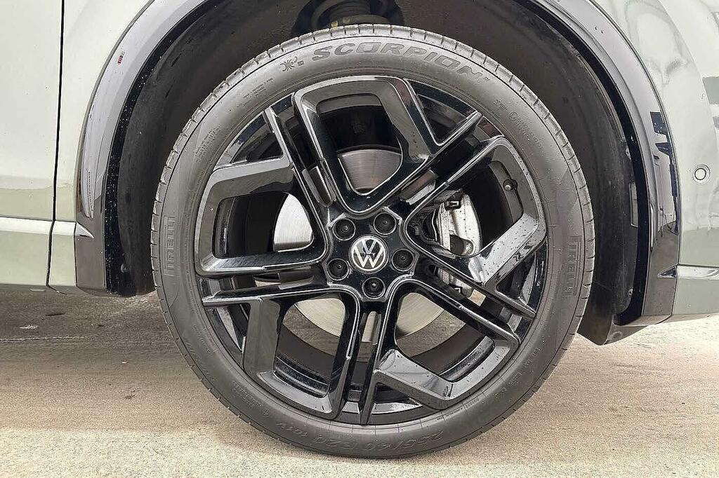 Volkswagen Tiguan 2.0 Tdi R-line Dsg Euro 6 5-Door KR75GEY Green #5