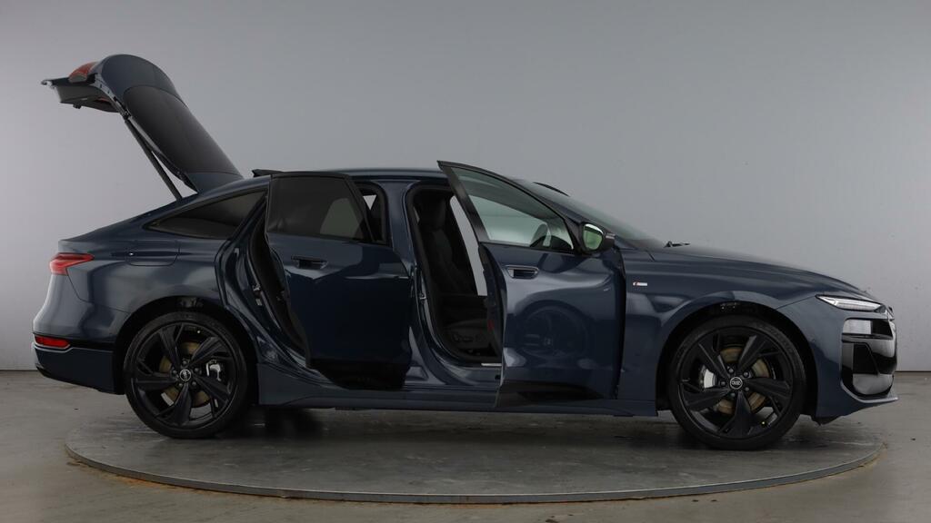 Audi A6 E-tron Sportback 100Kwh Performance Black Edition 5-Door Blue #6