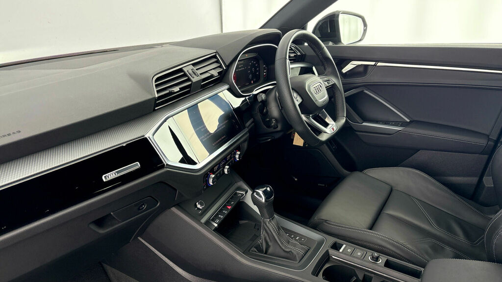 Audi Q3 Tfsi Cod 35 Black Edition S Tronic Euro 6 5-Door LL74XAM Black #2