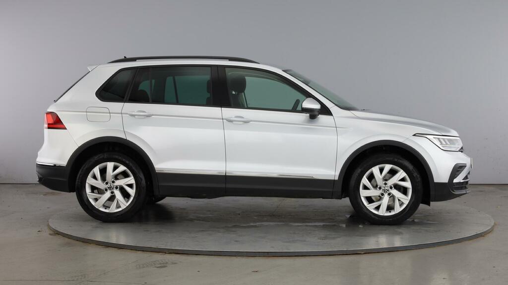 Volkswagen Tiguan Tsi Life Dsg Euro 6 5-Door YY23LOD Silver #3
