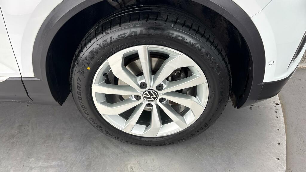 Volkswagen T-Roc 1.0 Tsi Style Euro 6 5-Door WR22WZW White #4