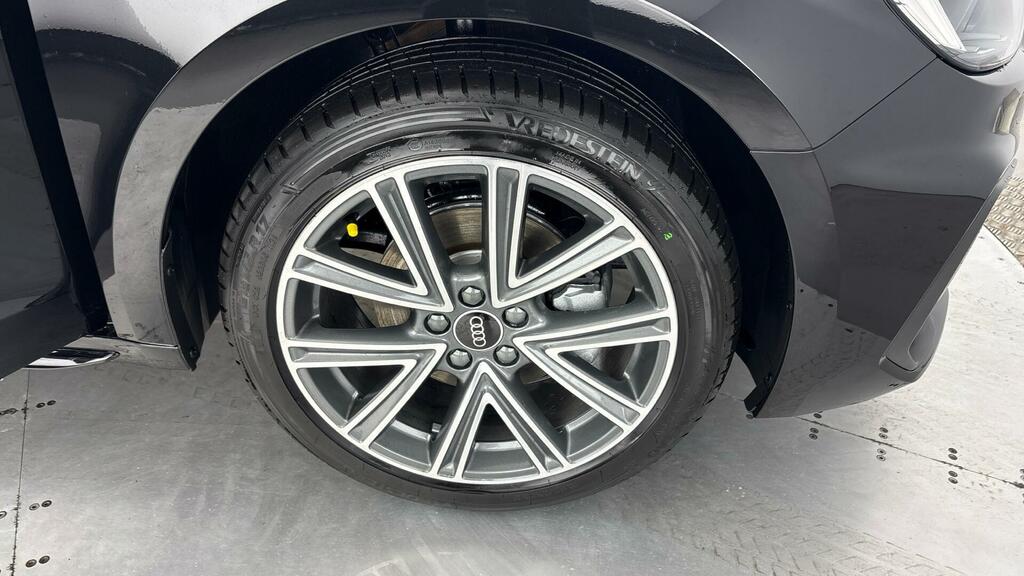 Audi A1 1.0 Tfsi 30 S Line Sportback S Tronic Euro 6 5-Doo Black #4