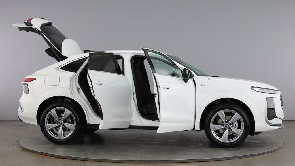 Audi Q3 Sportback S Line Tfsi 150 Ps S Tronic White #6