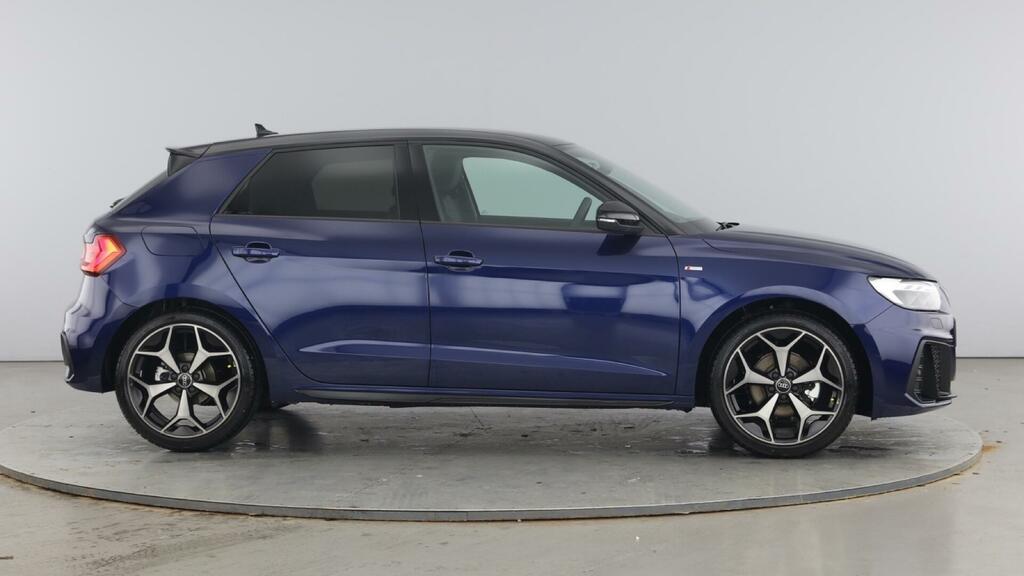 Audi A1 Sportback Black Edition 30 Tfsi 116 Ps S Tronic Blue #3
