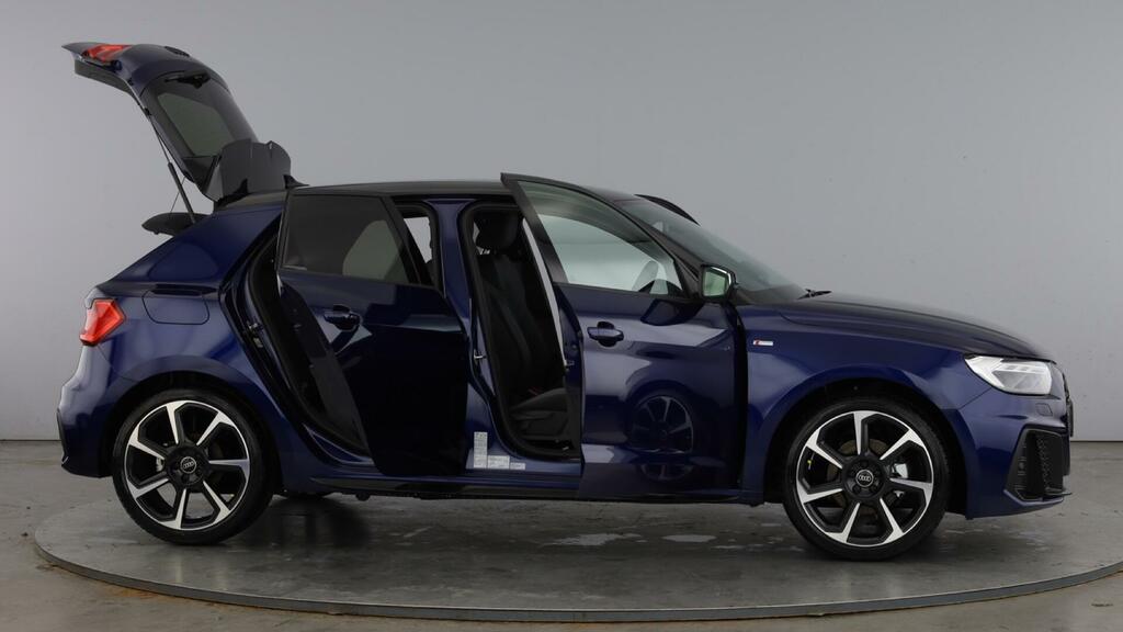 Audi A1 Sportback Black Edition 35 Tfsi 150 Ps S Tronic Blue #6