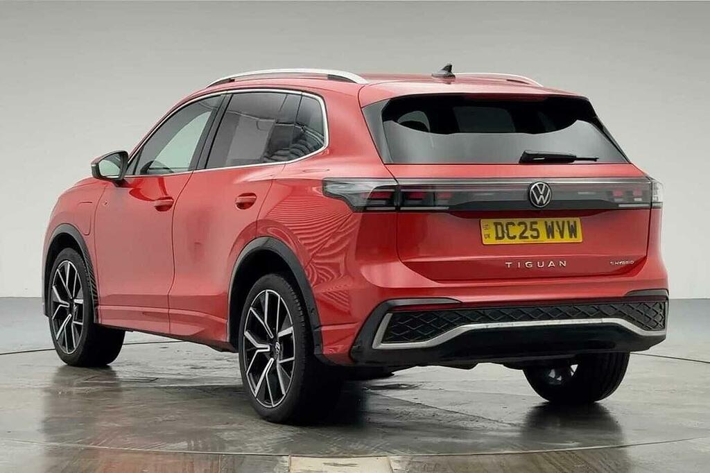 Volkswagen Tiguan Tsi Ehybrid 19.7Kwh R-line Dsg Euro 6 5-Door DC25WVW Red #2