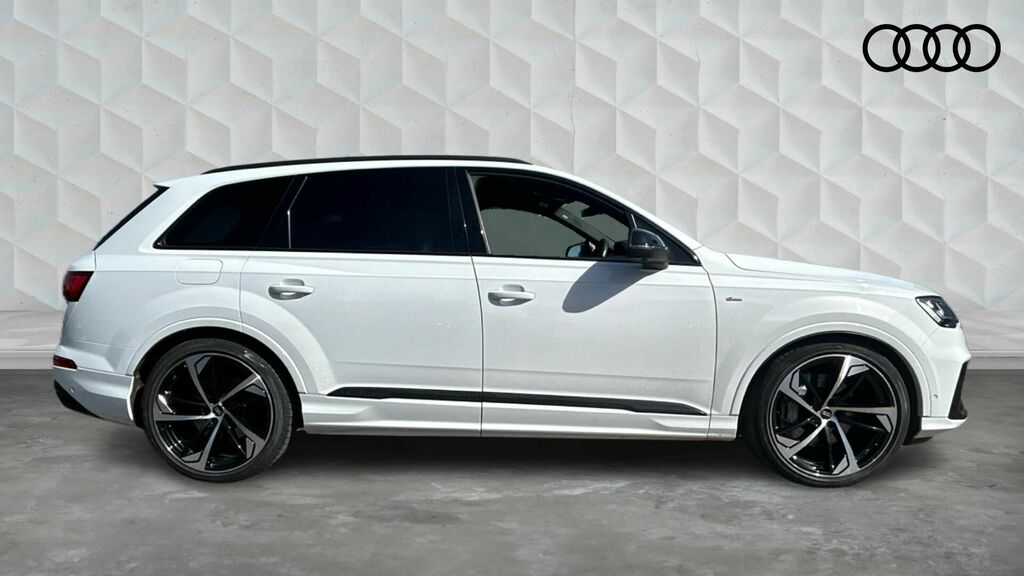 Audi Q7 3.0 Tdi V6 50 Black Edition Tiptronic Quattro Euro WR72DEU White #4