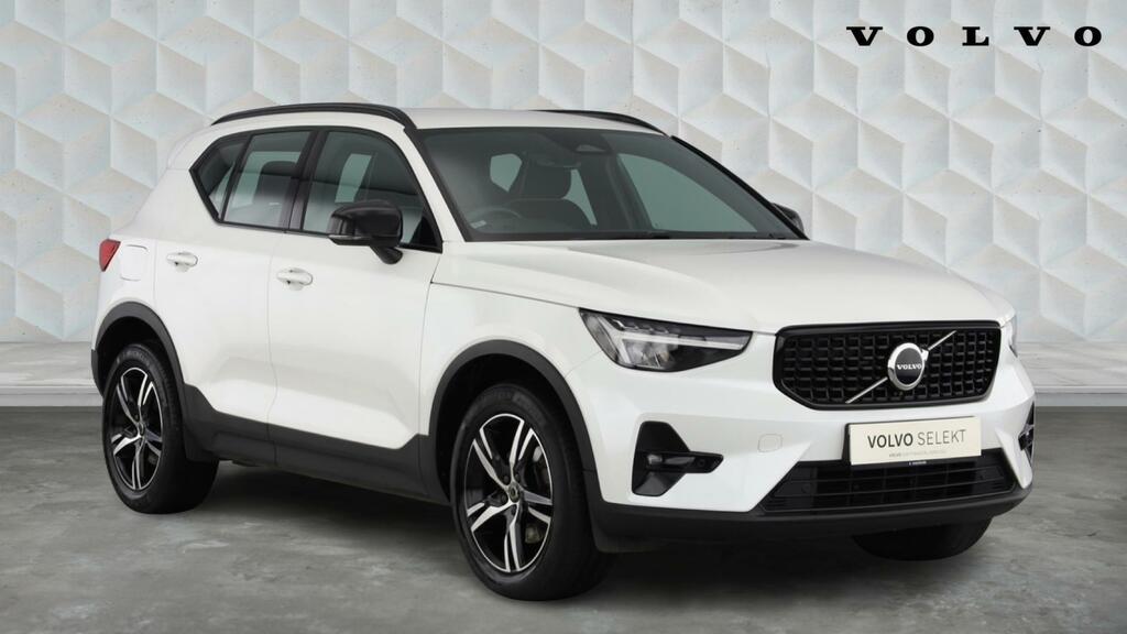 Volvo XC40 2.0 B3 Mhev Plus Dark Dct Euro 6 5-Door White